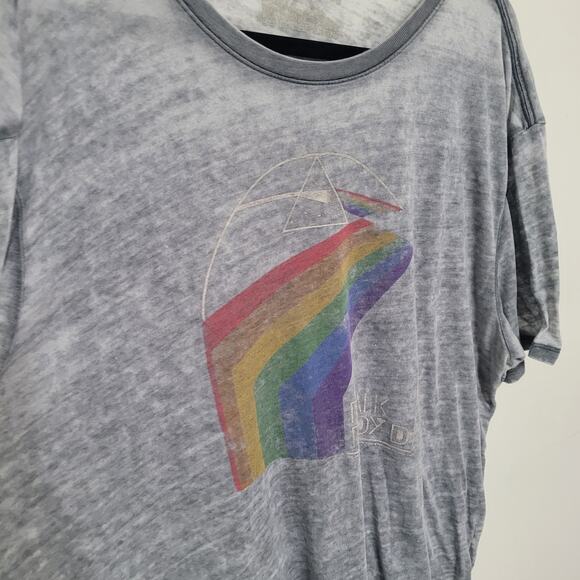 Pink Floyd Women’s Gray Graphic Tee Dark Side of the Moon Band T-Shirt Vintage - Picture 1 of 5